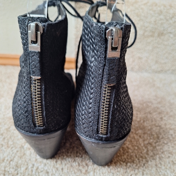 Eileen Fisher Black Slew Suede Lace Up Peep Toe Zip Back Bootie Womens Size 8 - Picture 4 of 8